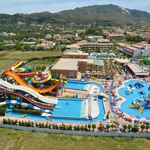 Caretta Beach Hotel&Waterpark